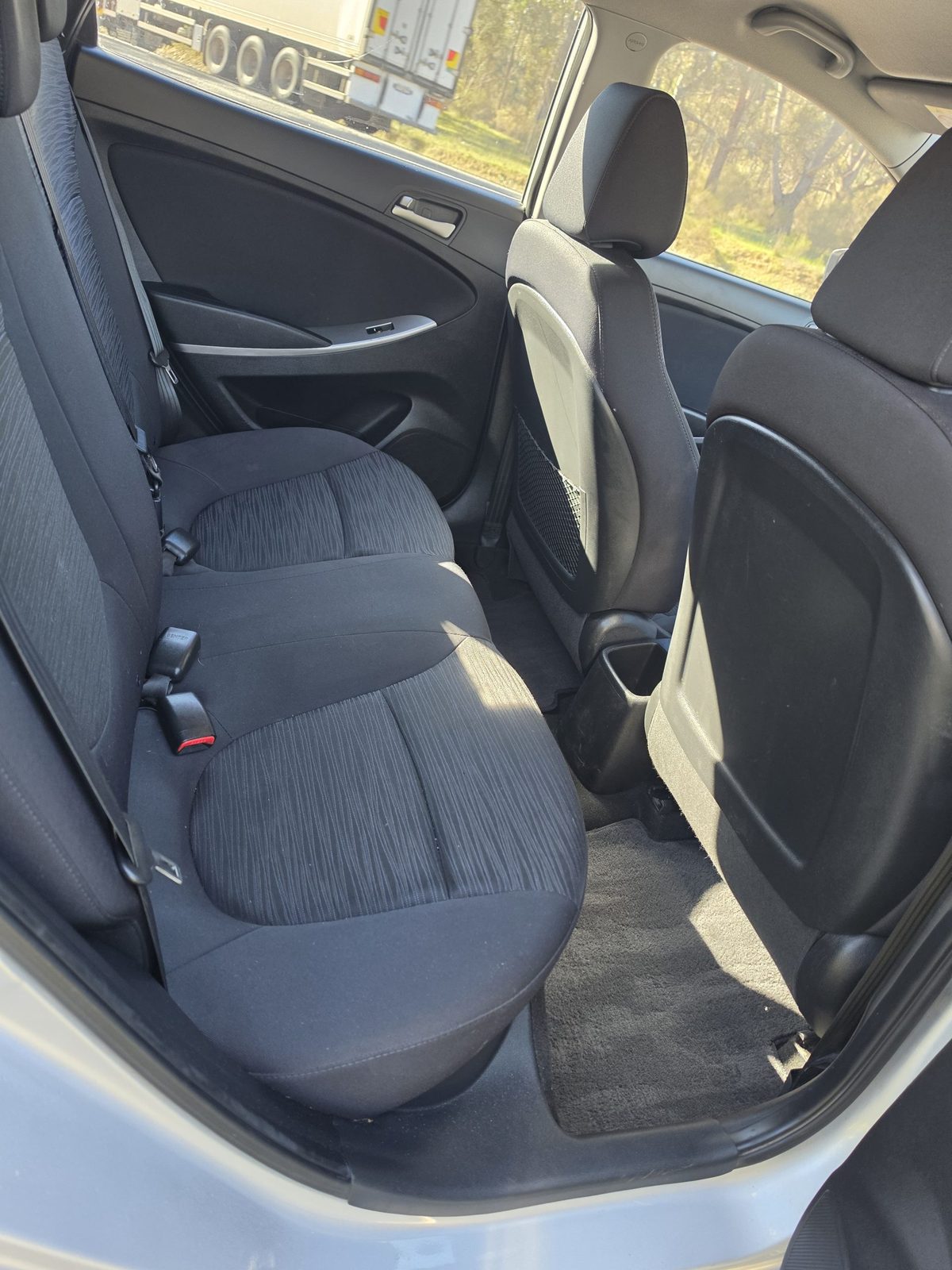 Hyundai Accent auto 2016, photo 5 of 10