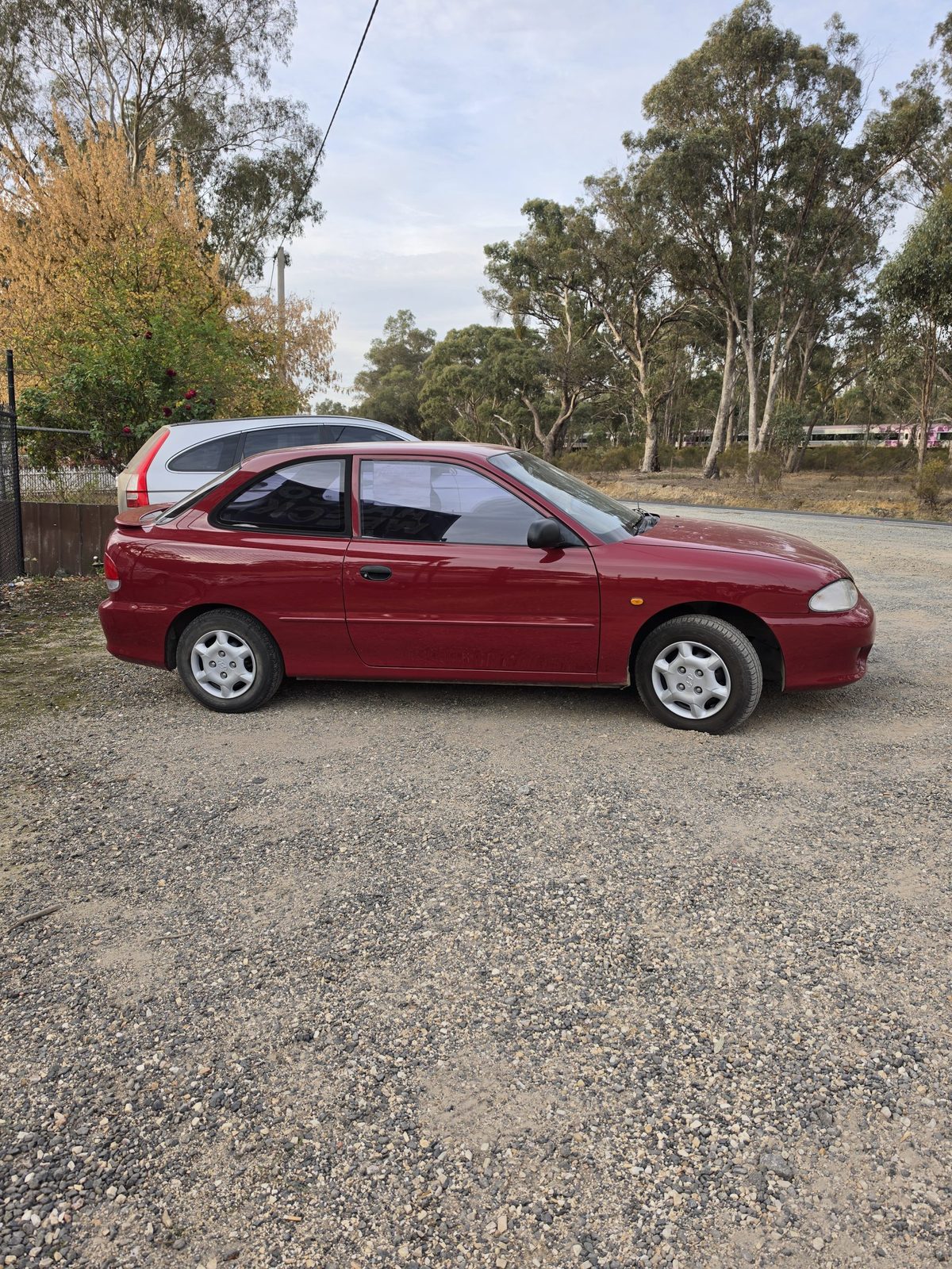 Hyundai x3 Excel 3 door manual, 1 owner, photo 3 of 10